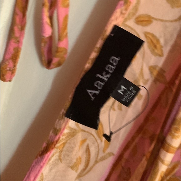 Aakaa Summer Mini Dress - Picture 6 of 8